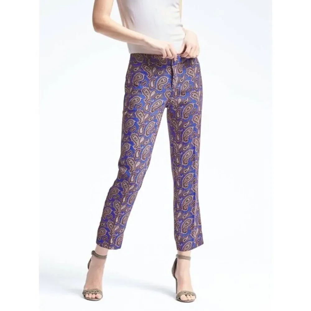 ✨ Banana Republic Avery Fit Paisley Pant✨